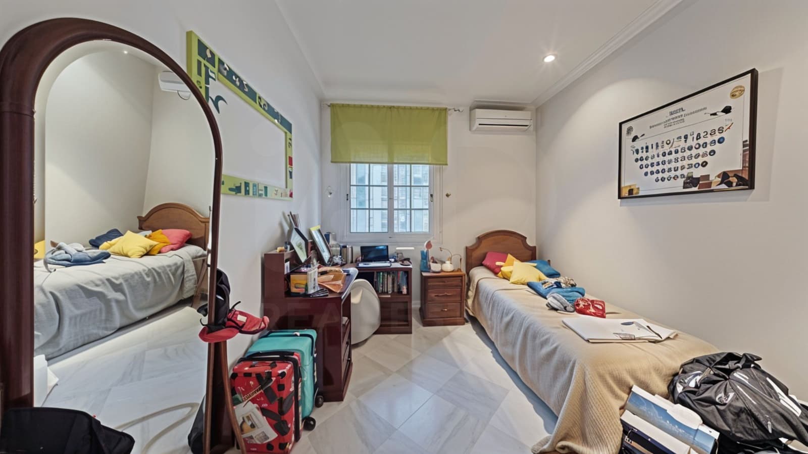 4 sypialnia Dom na sprzedaż w Miasto Kadyks z basenem garażem - 499 950 € (Ref: 9987998)