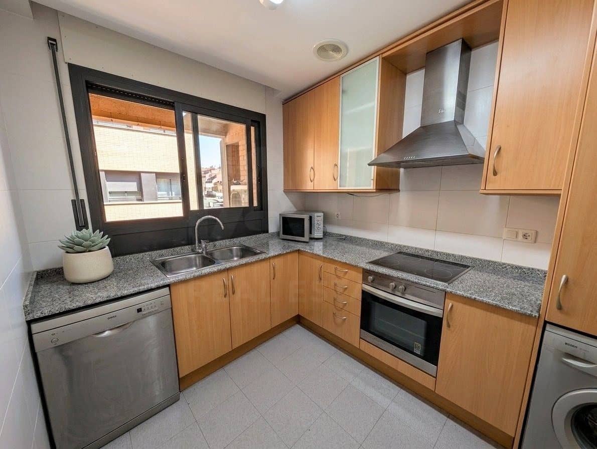 4 sovrum Lägenhet till salu i Tarragona stad - 185 000 € (Ref: 9987999)