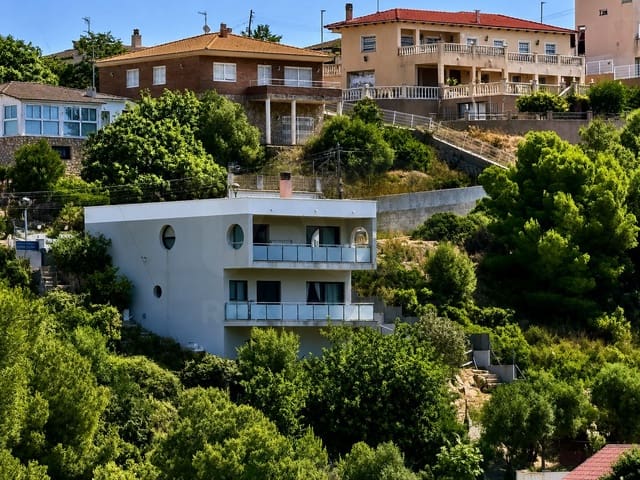 Casa de 4 habitaciones en Tarragona ciudad en venta con piscina garaje - 415.000 € (Ref: 9988002)