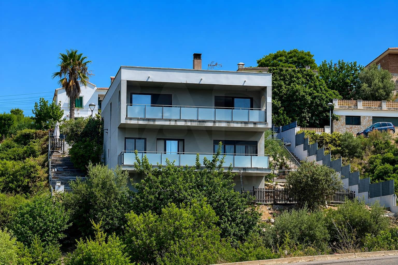 4 Zimmer Haus zu verkaufen in Tarragona Stadt mit Pool Garage - 415.000 € (Ref: 9988002)