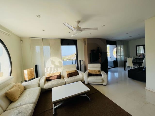 Casa de 4 habitaciones en Tarragona ciudad en venta con piscina garaje - 415.000 € (Ref: 9988002)