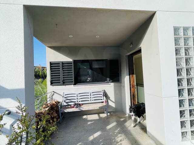 Casa de 4 habitaciones en Tarragona ciudad en venta con piscina garaje - 415.000 € (Ref: 9988002)