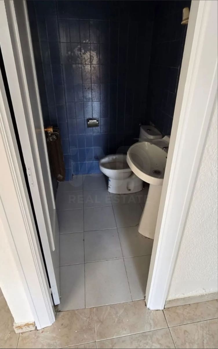 Apartamento de 4 habitaciones en Logroño en venta - 299.999 € (Ref: 9988003)