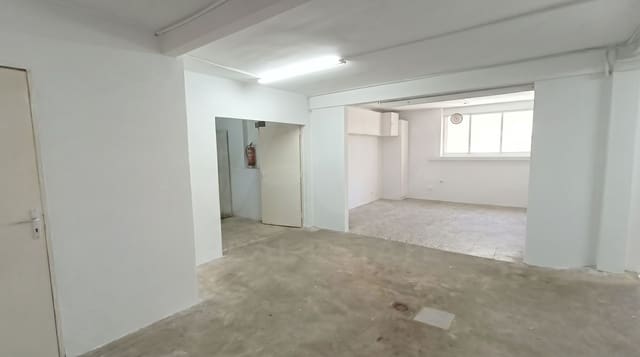 Garasje til salgs i Ventas, Madrid by - € 170 000 (Ref: 9988004)