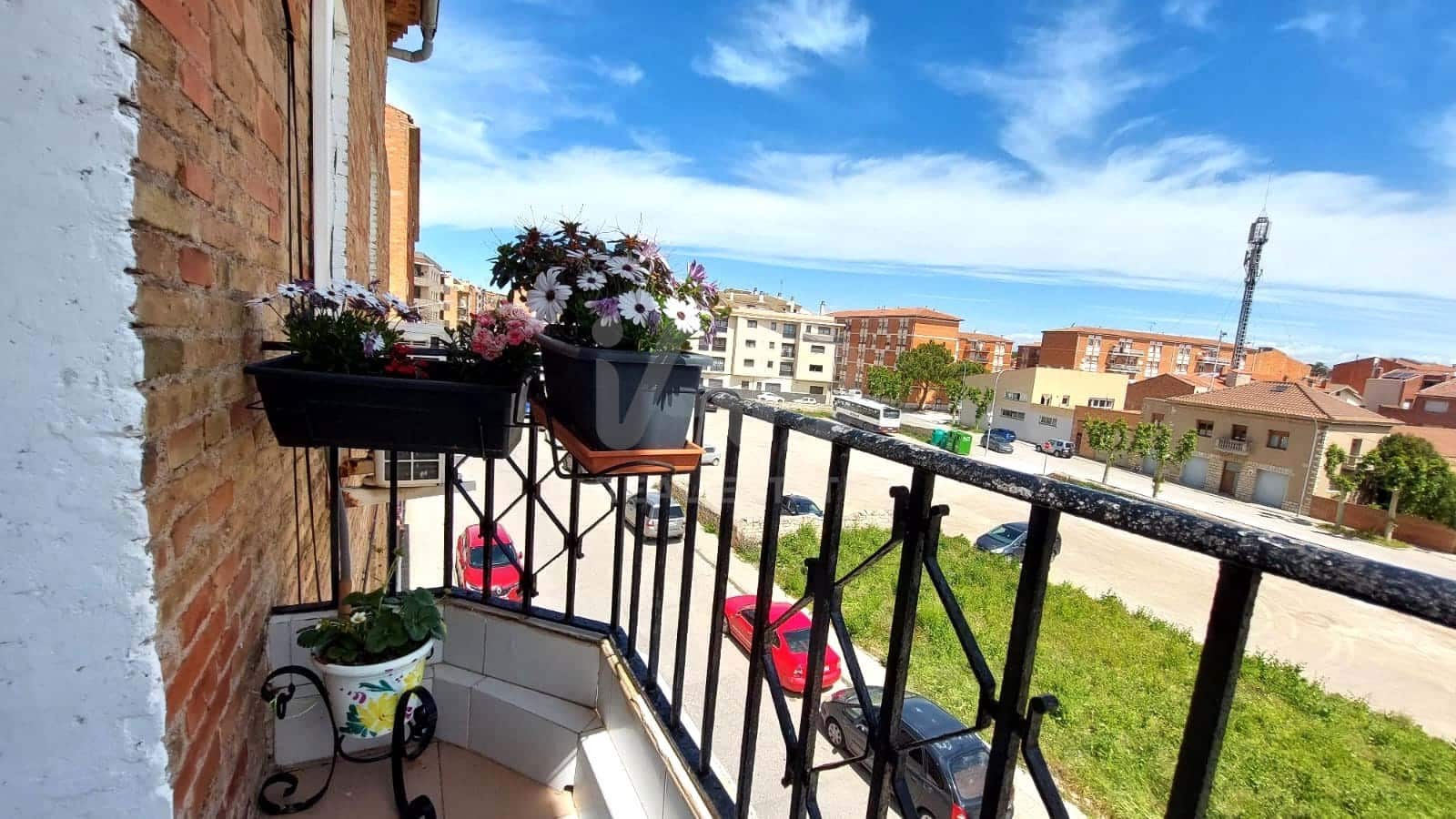 4 sypialnia Apartament na sprzedaż w Miasto Barcelona - 135 000 € (Ref: 9988012)