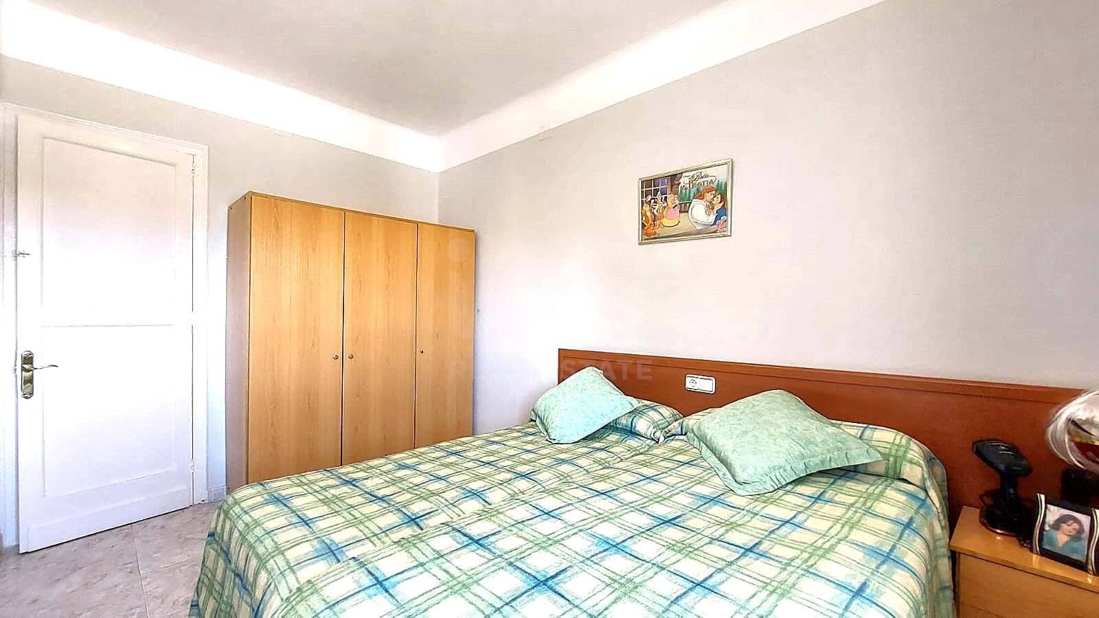 4 sypialnia Apartament na sprzedaż w Miasto Barcelona - 135 000 € (Ref: 9988012)