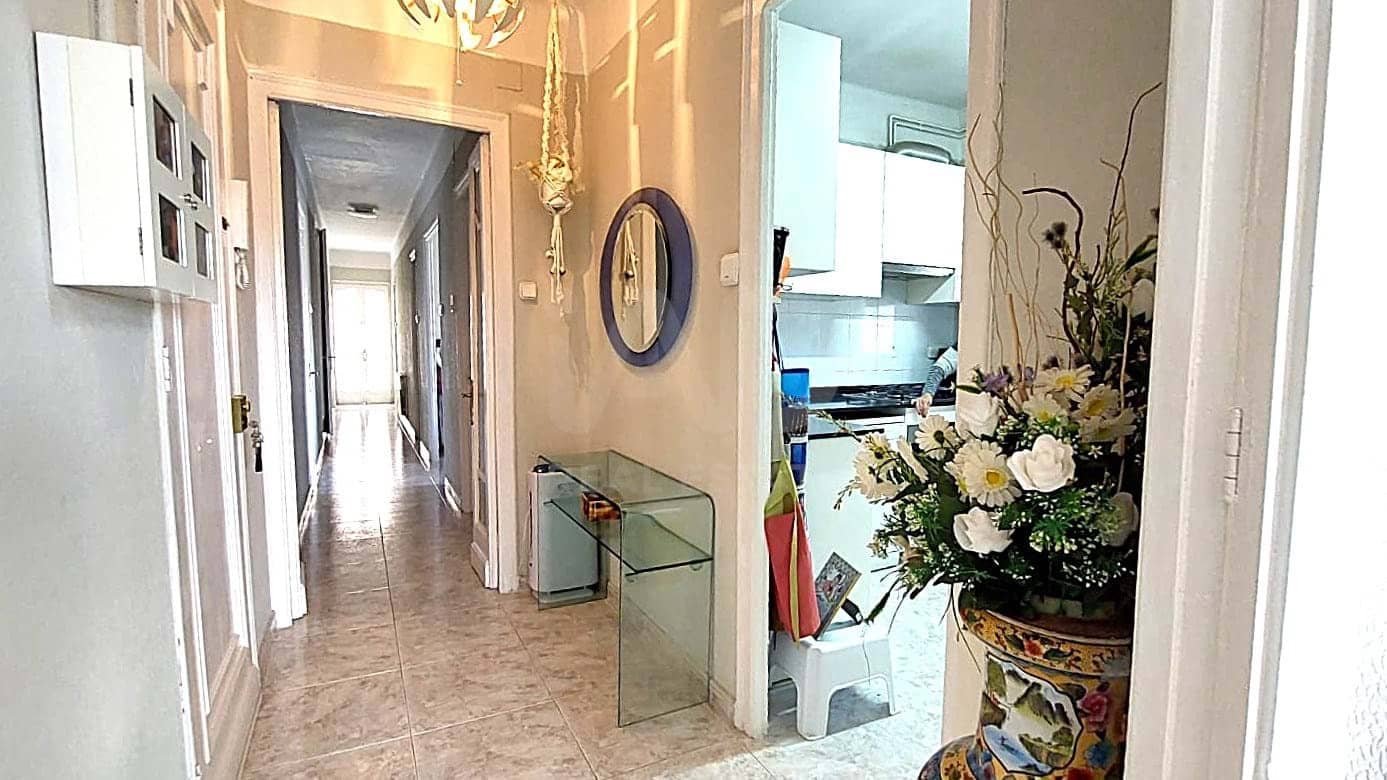 4 sypialnia Apartament na sprzedaż w Miasto Barcelona - 135 000 € (Ref: 9988012)