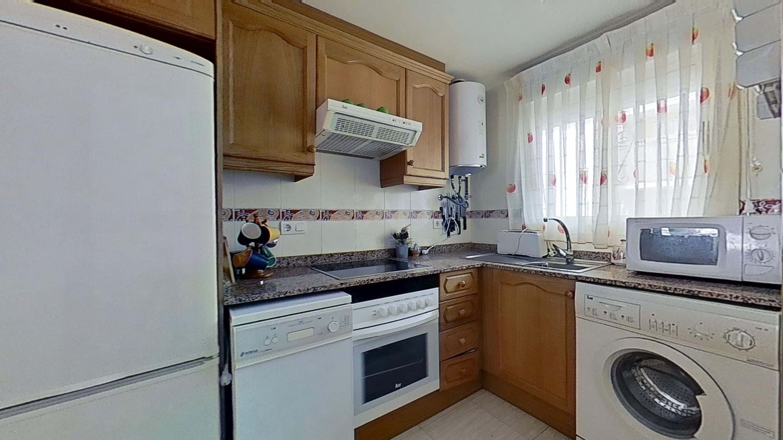 2 chambre Appartement à vendre à Oropesa  avec piscine garage - 135 000 € (Ref: 9988016)