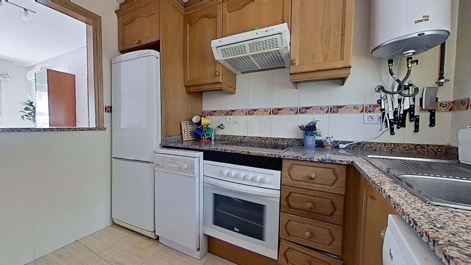 2 chambre Appartement à vendre à Oropesa  avec piscine garage - 135 000 € (Ref: 9988016)