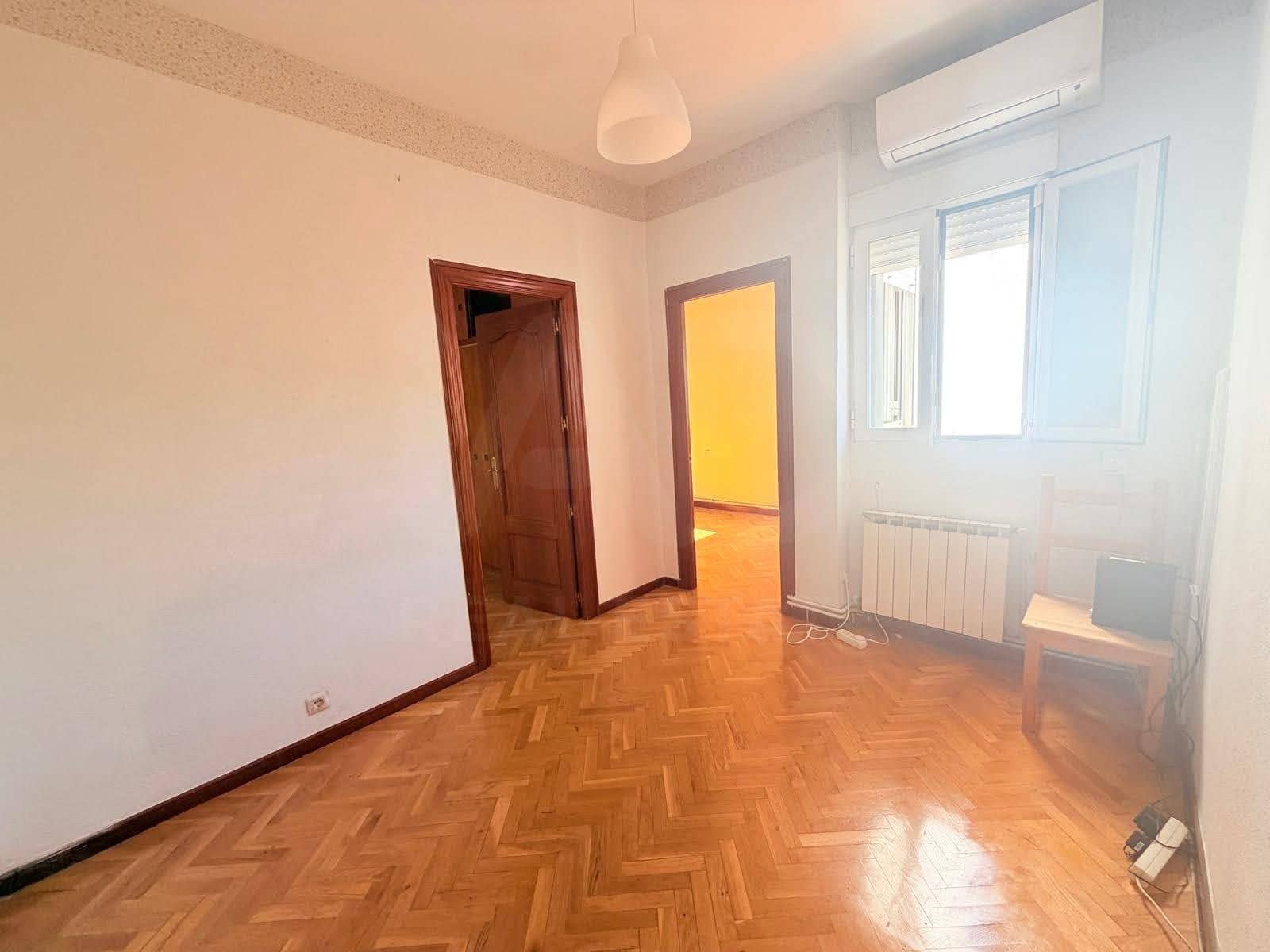 2 makuuhuone Huoneisto myytävänä paikassa Madrid kaupunki - 522 000 € (Ref: 9988020)
