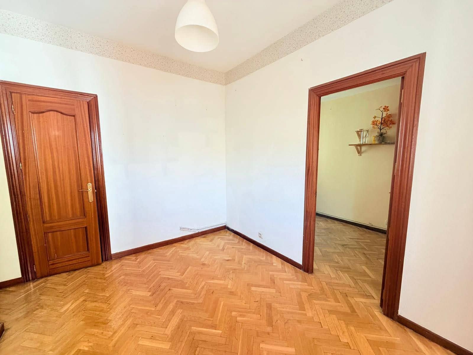 2 makuuhuone Huoneisto myytävänä paikassa Madrid kaupunki - 522 000 € (Ref: 9988020)