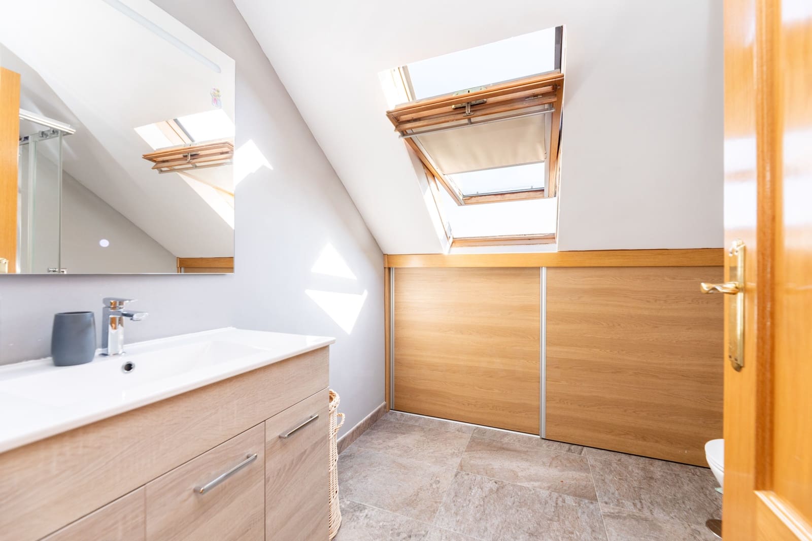 3 soveværelse Rækkehus til salg i Madrid by med garage - € 520.000 (Ref: 9988023)