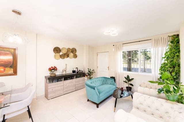3 soveværelse Rækkehus til salg i Madrid by med garage - € 520.000 (Ref: 9988023)
