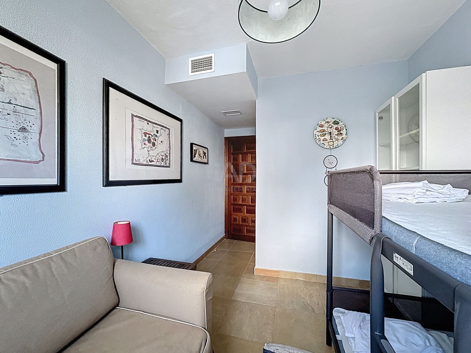 4 soveværelse Rækkehus til salg i Cadiz by med swimmingpool - € 649.000 (Ref: 9988025)