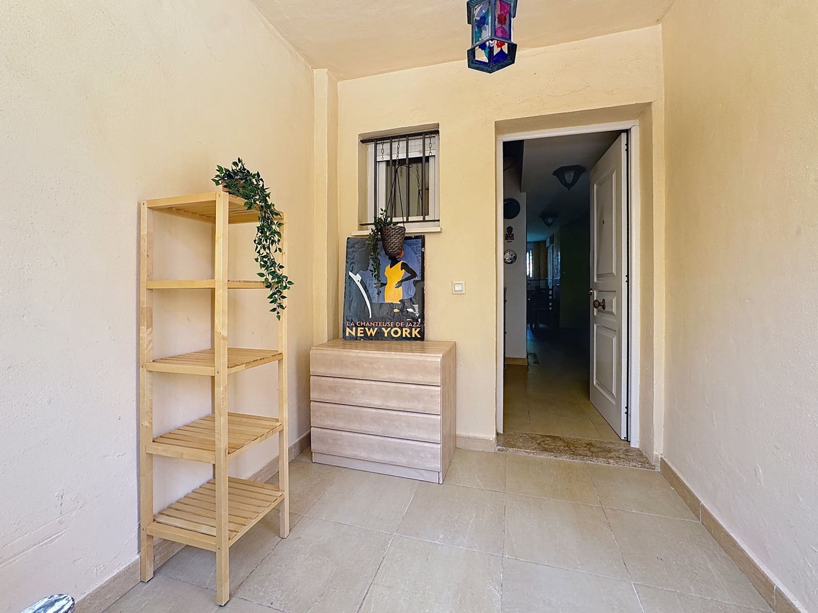4 soveværelse Rækkehus til salg i Cadiz by med swimmingpool - € 649.000 (Ref: 9988025)
