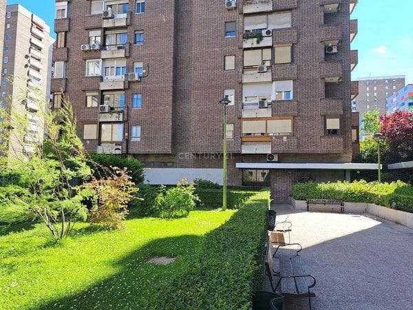 4 soverom Leilighet til salgs i Madrid by med garasje - € 950 000 (Ref: 9988026)