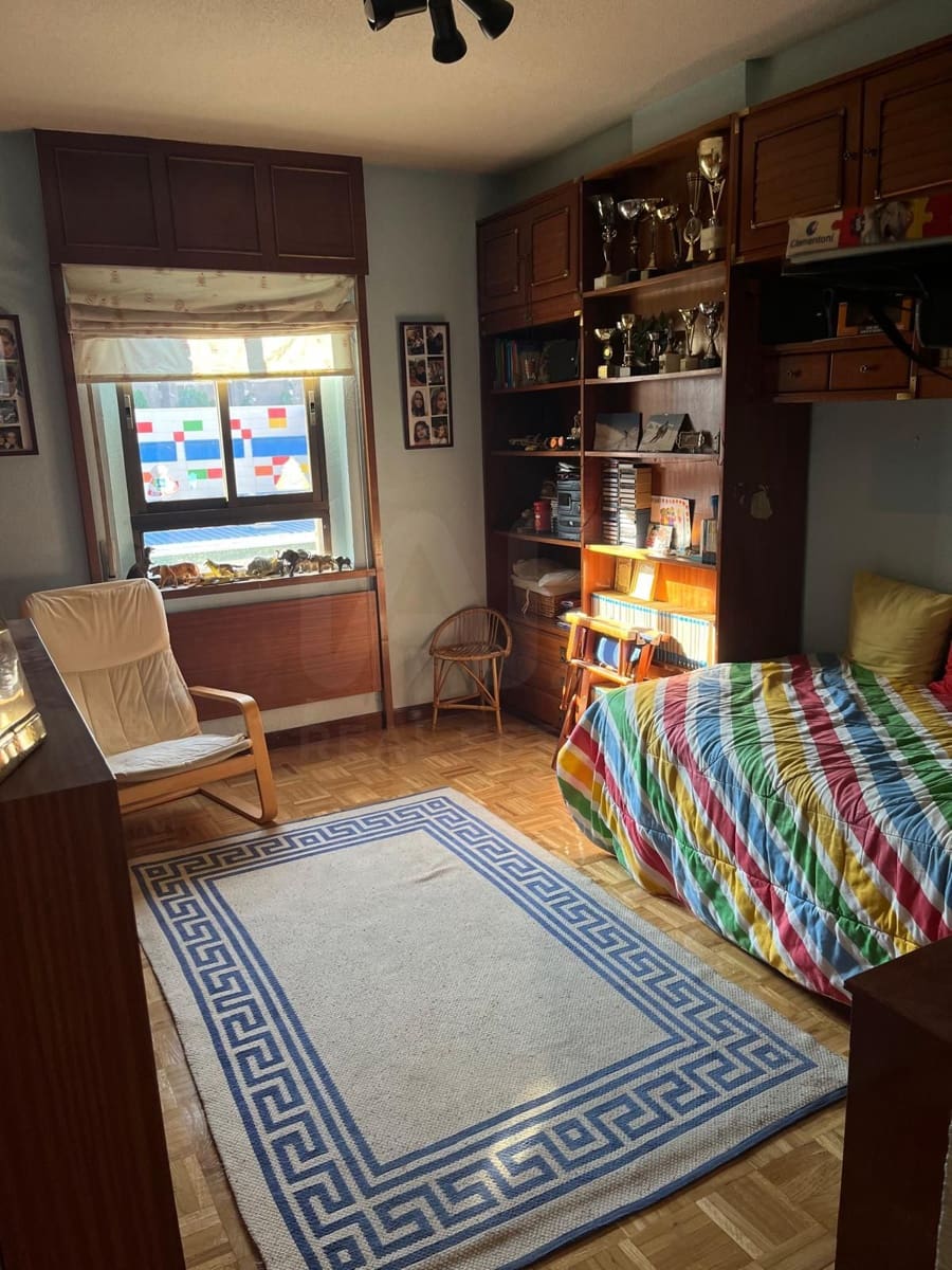 4 soverom Leilighet til salgs i Madrid by med garasje - € 950 000 (Ref: 9988026)