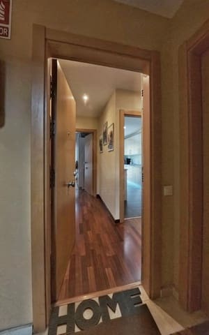 3 sypialnia Apartament na sprzedaż w Bigues i Riells - 279 000 € (Ref: 9988027)