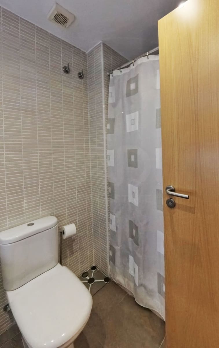 3 sypialnia Apartament na sprzedaż w Bigues i Riells - 279 000 € (Ref: 9988027)