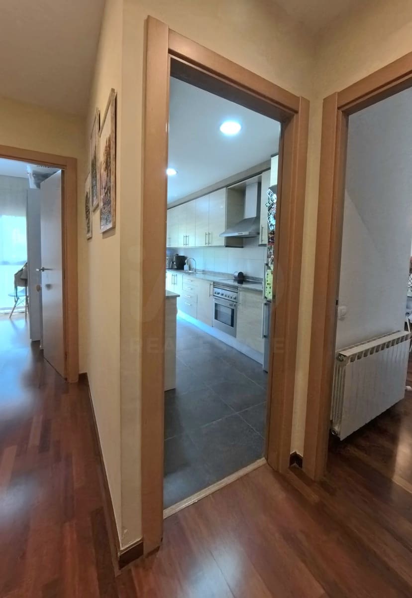 3 sypialnia Apartament na sprzedaż w Bigues i Riells - 279 000 € (Ref: 9988027)