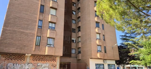 4 makuuhuone Huoneisto myytävänä paikassa Burgos kaupunki - 225 000 € (Ref: 9988028)