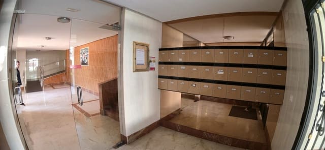 4 makuuhuone Huoneisto myytävänä paikassa Burgos kaupunki - 225 000 € (Ref: 9988028)