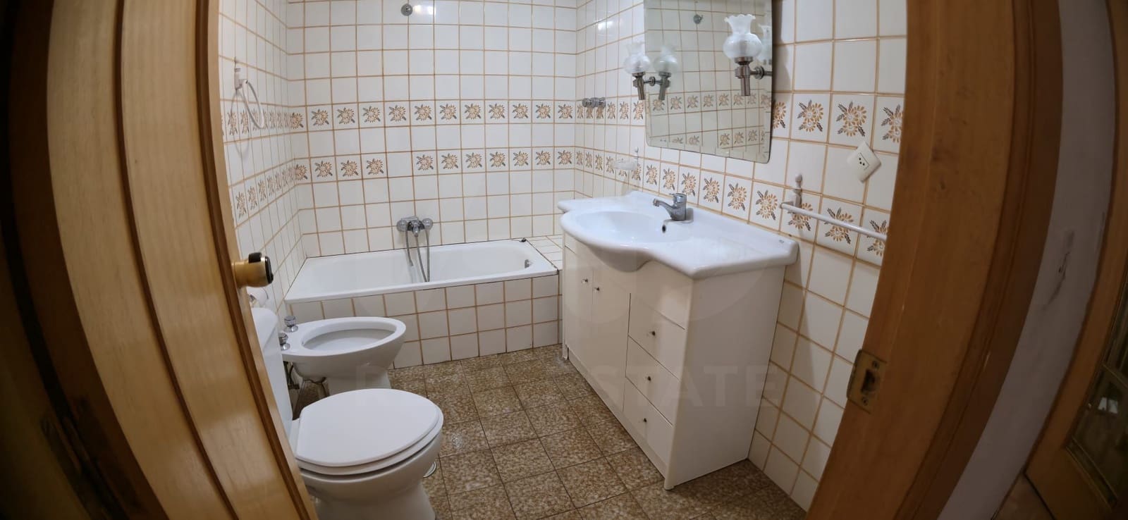 4 makuuhuone Huoneisto myytävänä paikassa Burgos kaupunki - 225 000 € (Ref: 9988028)
