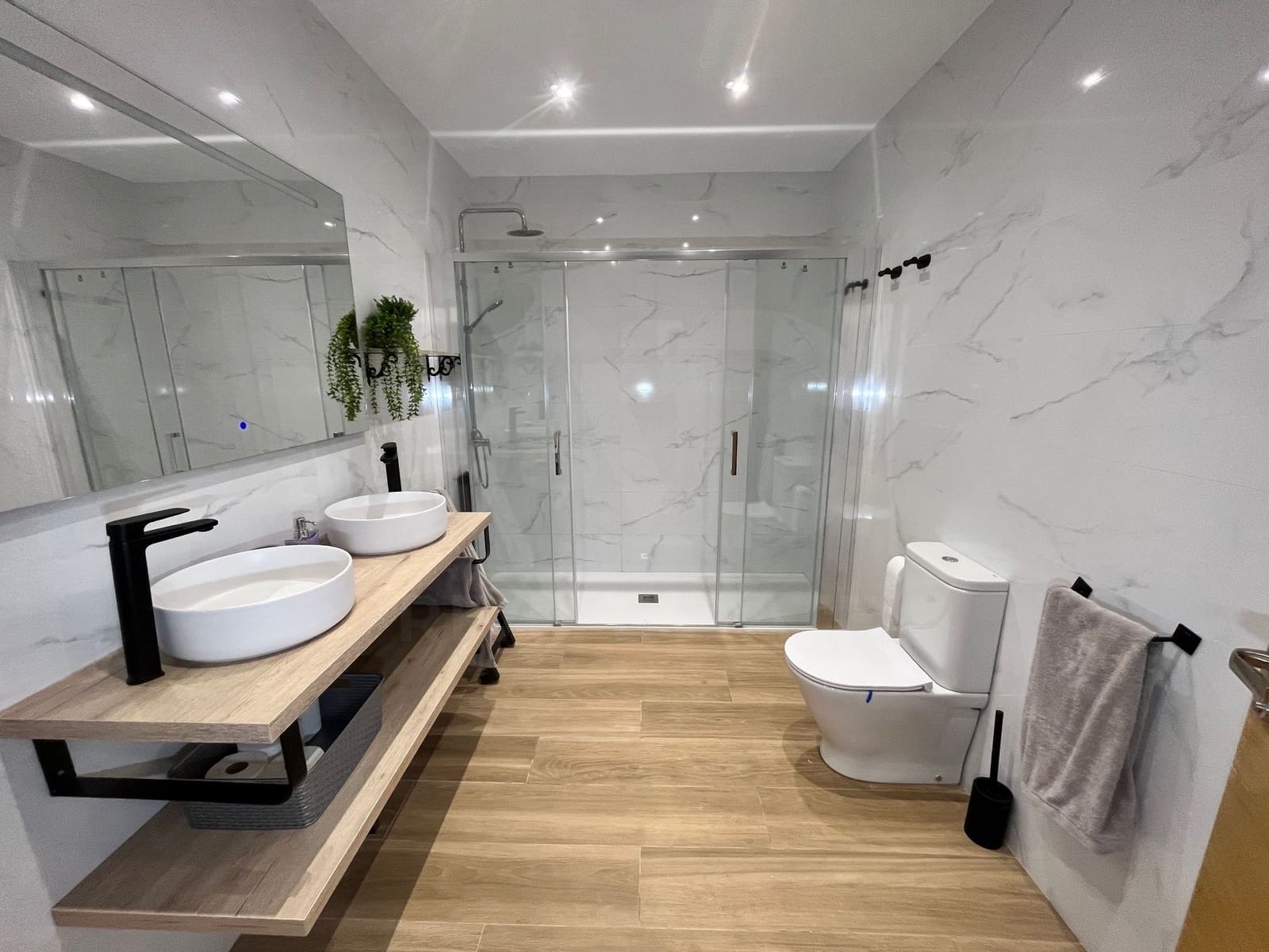 9 soverom Hus til salgs i Oropesa  - € 739 000 (Ref: 9988029)