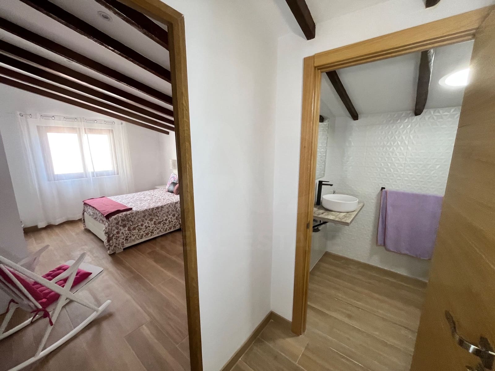 9 soverom Hus til salgs i Oropesa  - € 739 000 (Ref: 9988029)