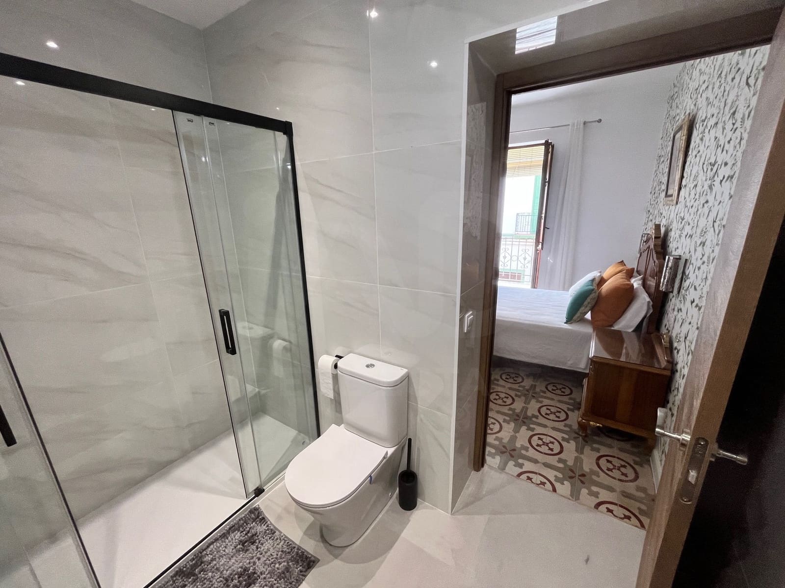 9 soverom Hus til salgs i Oropesa  - € 739 000 (Ref: 9988029)