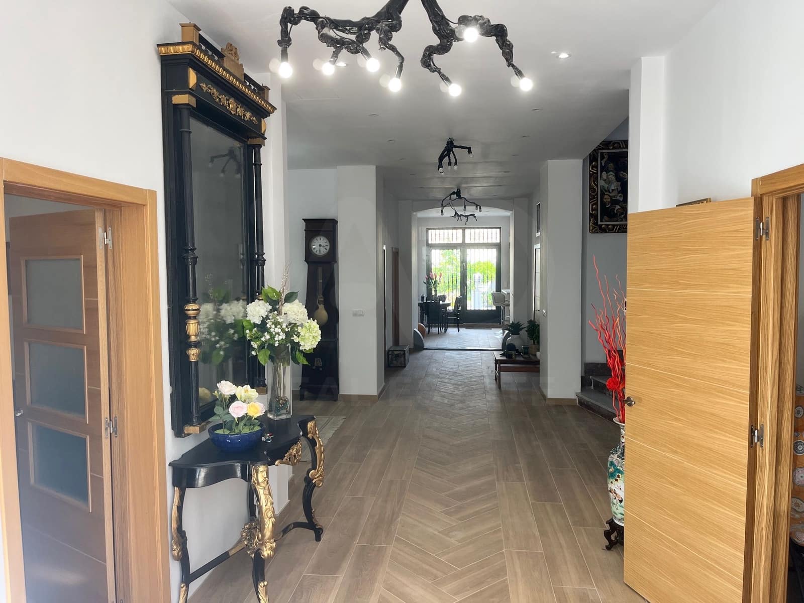 9 soverom Hus til salgs i Oropesa  - € 739 000 (Ref: 9988029)