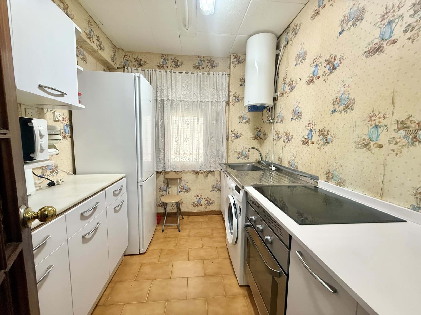 2 sovrum Lägenhet till salu i Madrid stad med garage - 360 000 € (Ref: 9988030)