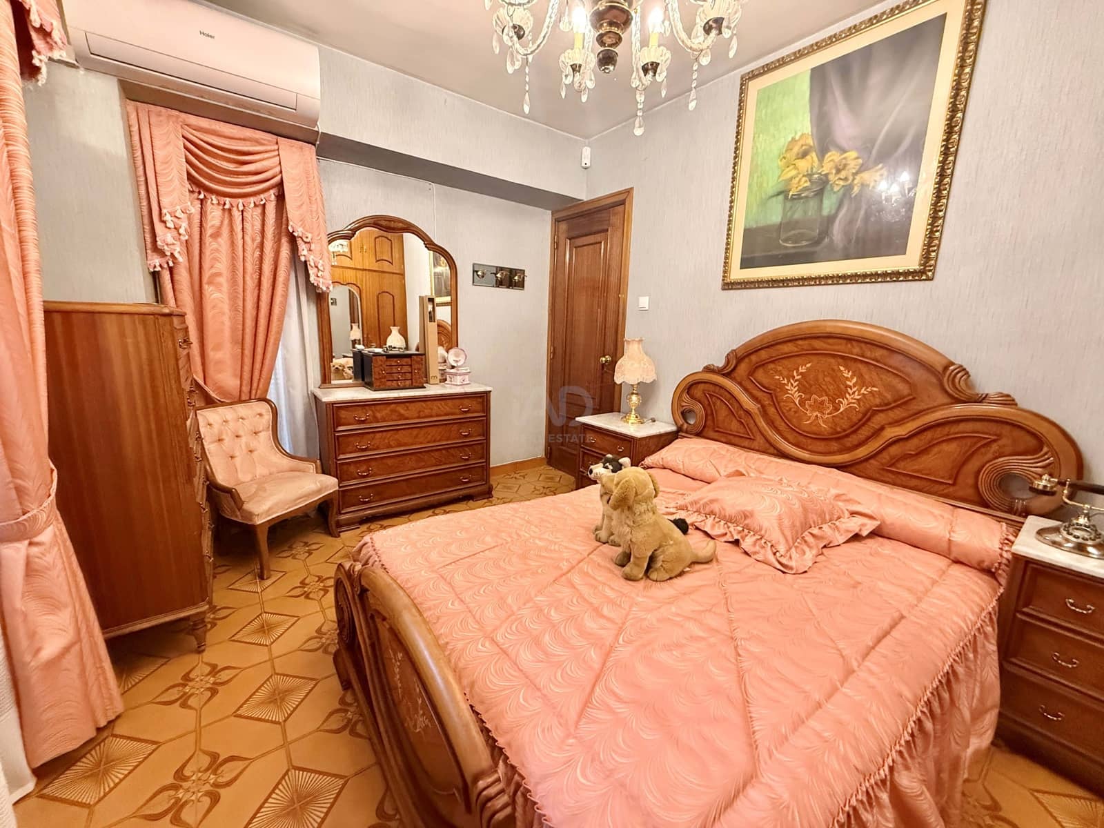 2 sovrum Lägenhet till salu i Madrid stad med garage - 360 000 € (Ref: 9988030)