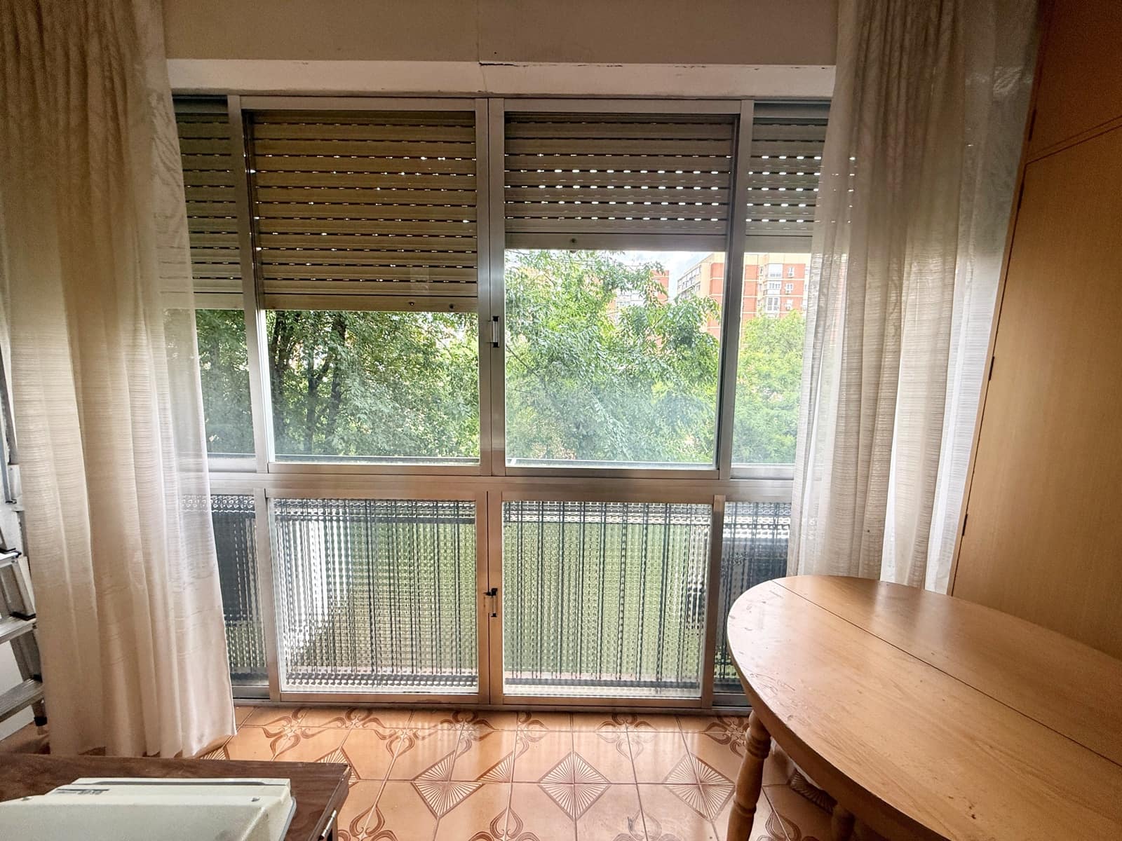 2 sovrum Lägenhet till salu i Madrid stad med garage - 360 000 € (Ref: 9988030)