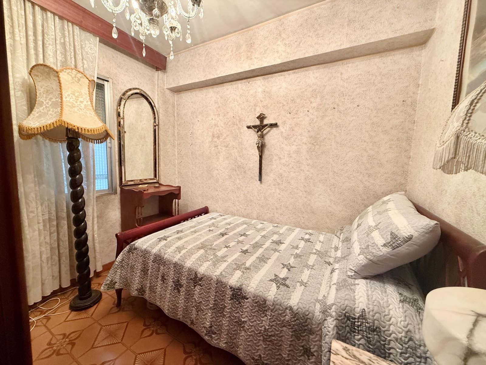 2 sovrum Lägenhet till salu i Madrid stad med garage - 360 000 € (Ref: 9988030)