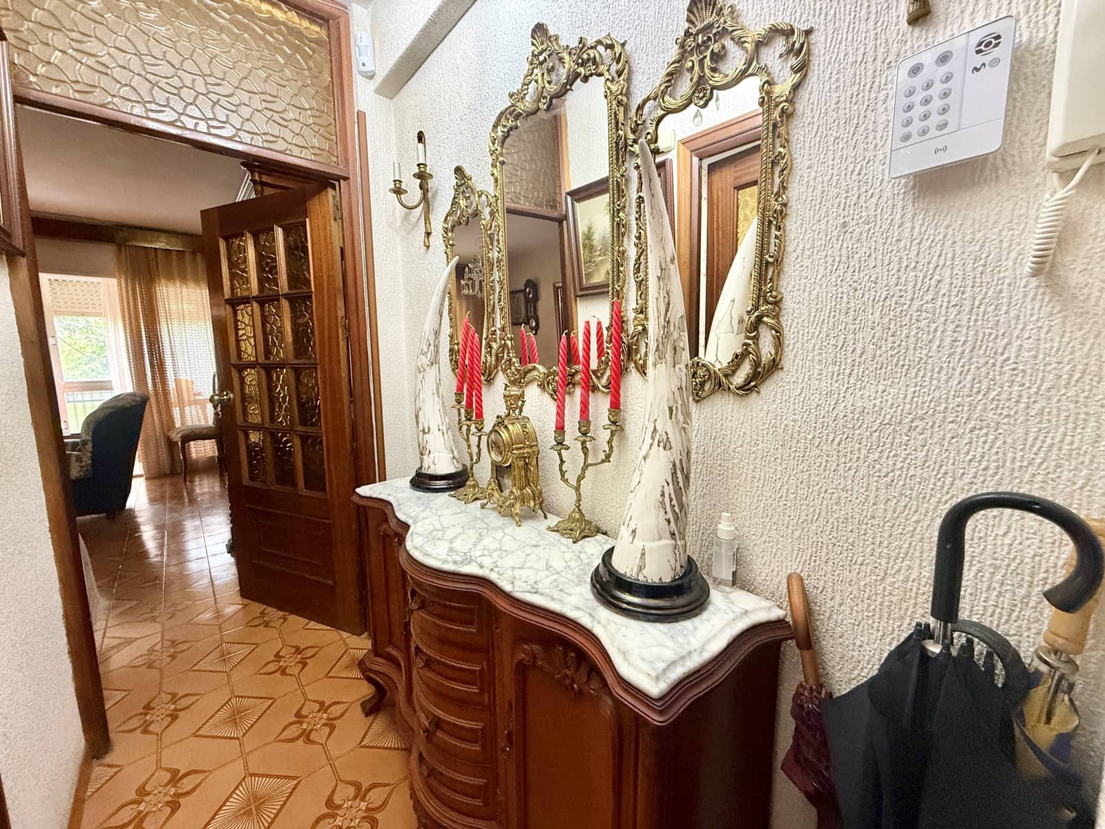 2 sovrum Lägenhet till salu i Madrid stad med garage - 360 000 € (Ref: 9988030)