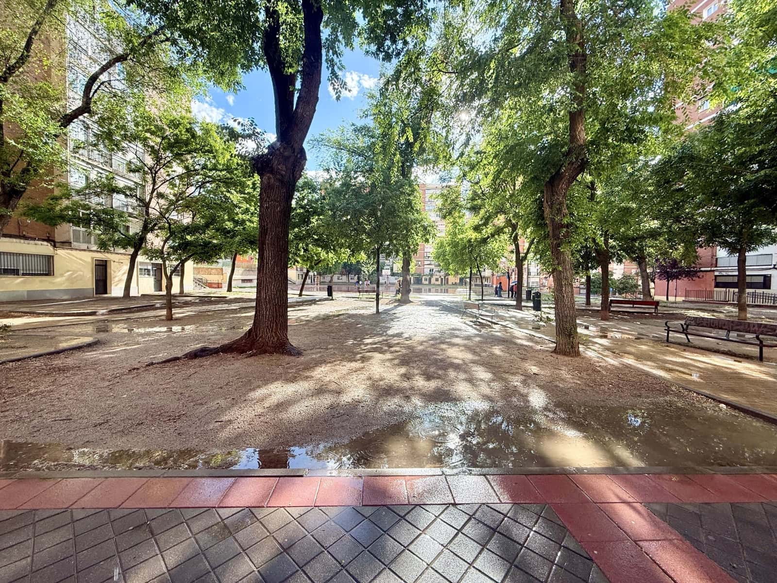 2 sovrum Lägenhet till salu i Madrid stad med garage - 360 000 € (Ref: 9988030)