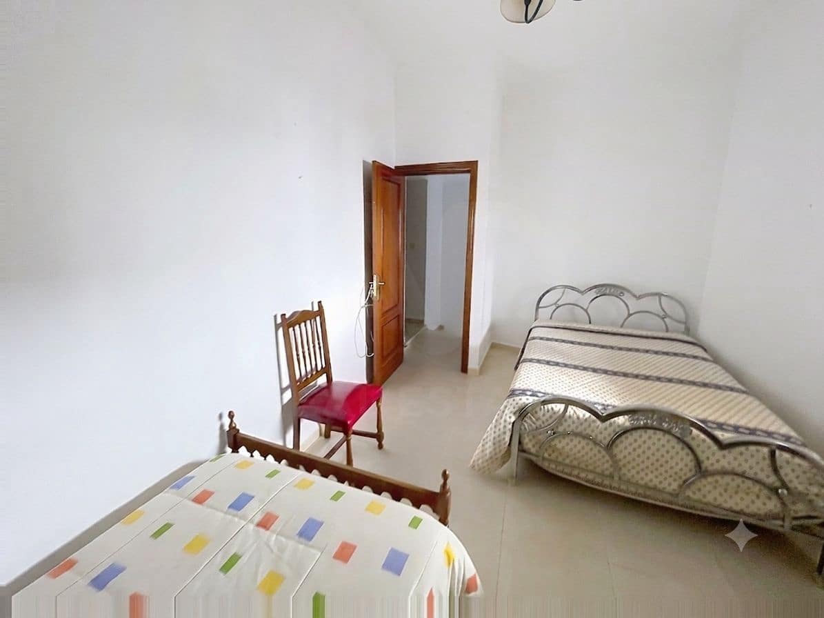 4 quarto Moradia em Banda para venda em Teba - 137 865 € (Ref: 9988031)
