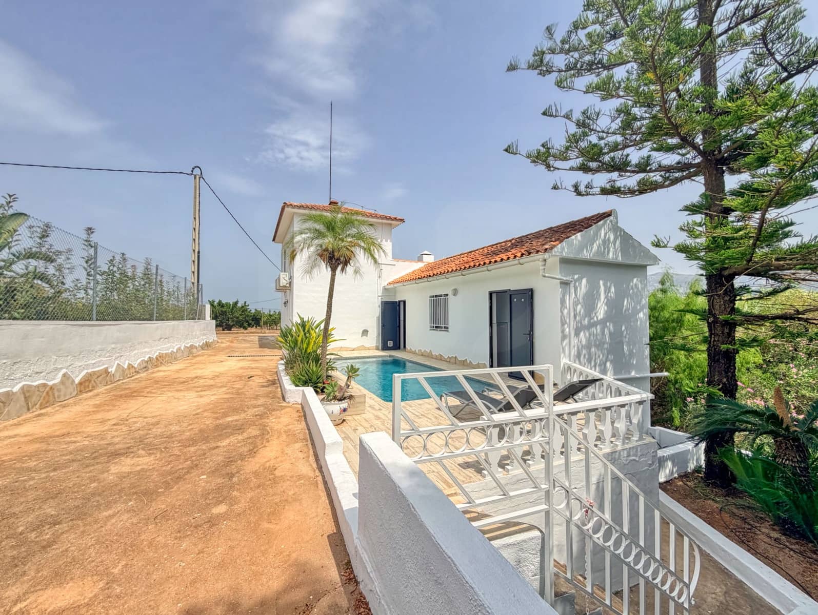1 sovrum Finca/Hus på landet till salu i Alicante stad med pool - 349 000 € (Ref: 9988033)