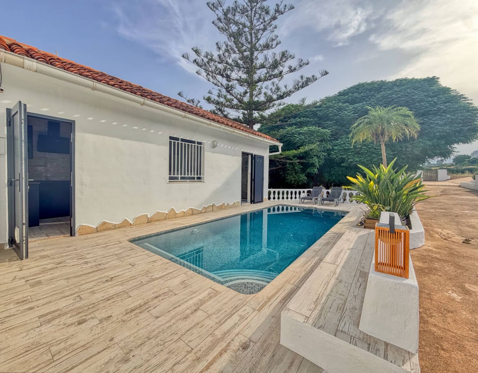 1 sovrum Finca/Hus på landet till salu i Alicante stad med pool - 349 000 € (Ref: 9988033)