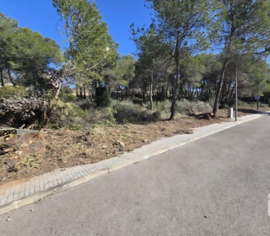 Byggetomt til salgs i Barcelona by - € 60 000 (Ref: 9988035)