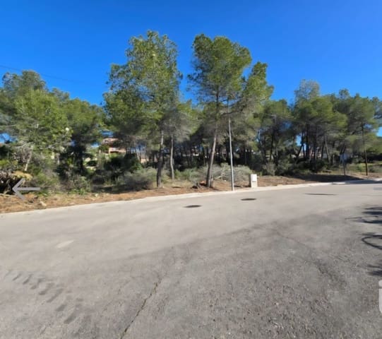 Byggetomt til salgs i Barcelona by - € 60 000 (Ref: 9988035)