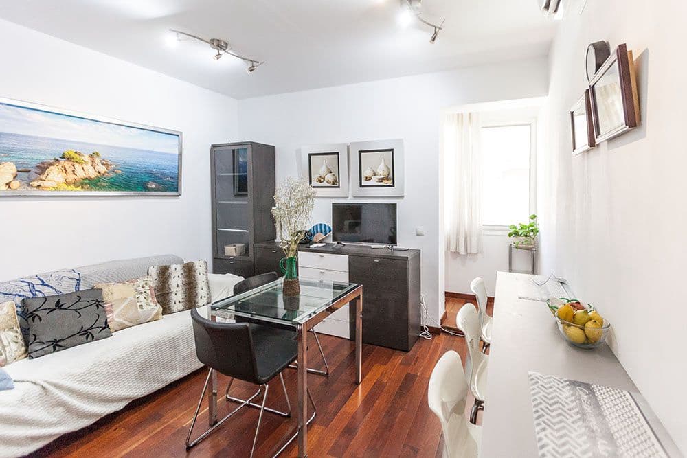 1 soveværelse Lejlighed til salg i Barcelona by - € 279.000 (Ref: 9988037)