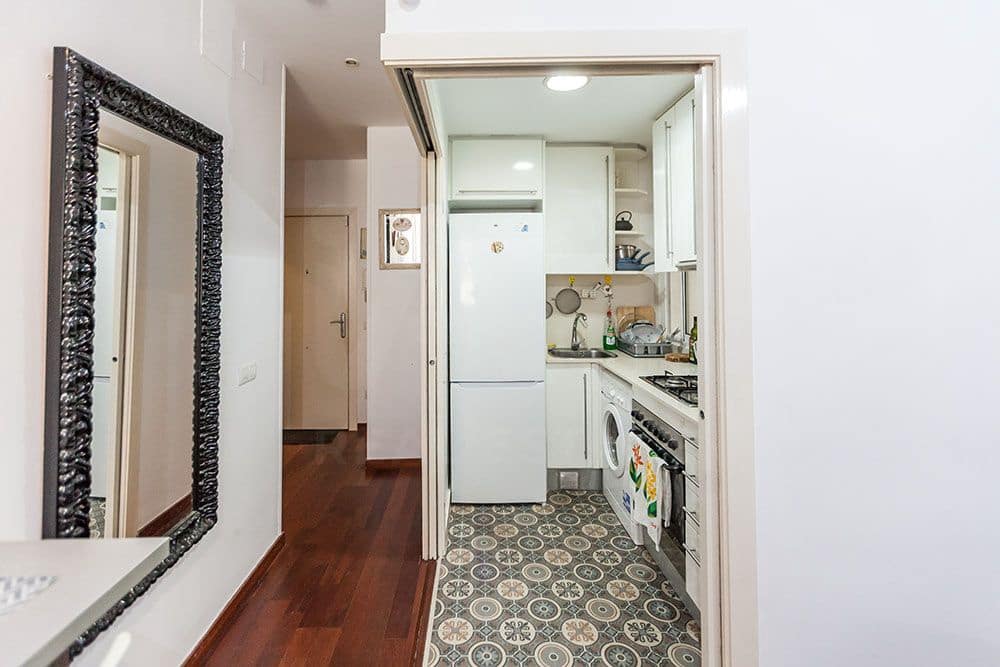 1 soveværelse Lejlighed til salg i Barcelona by - € 279.000 (Ref: 9988037)
