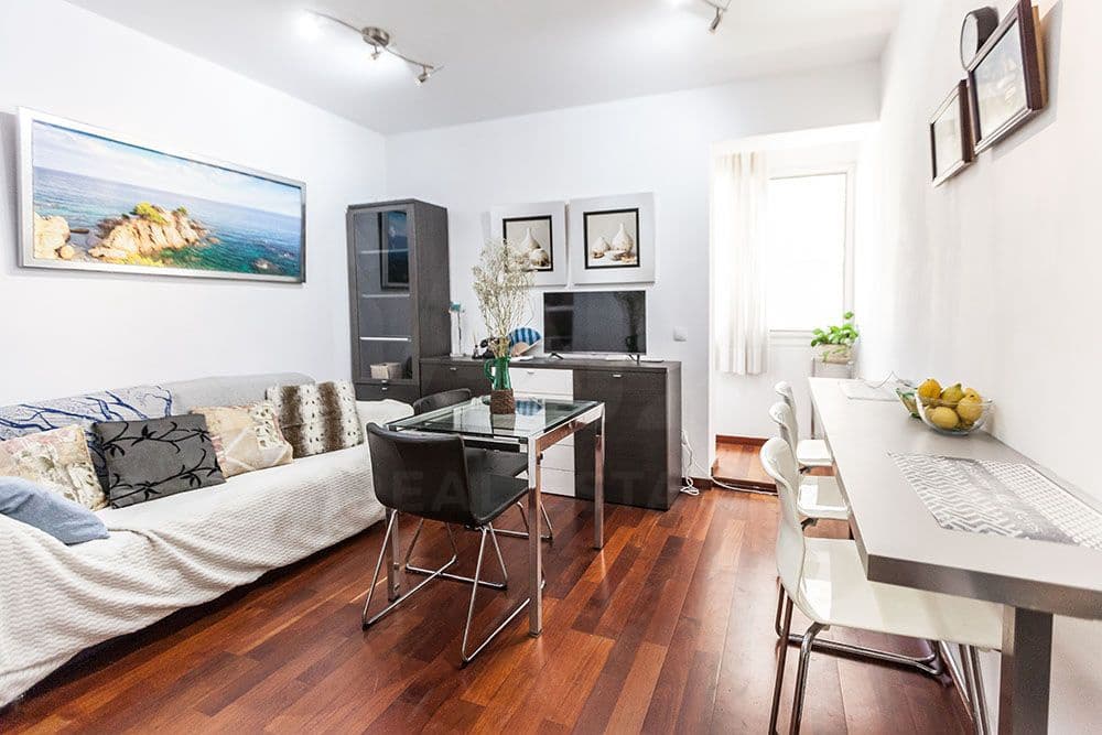 1 soveværelse Lejlighed til salg i Barcelona by - € 279.000 (Ref: 9988037)