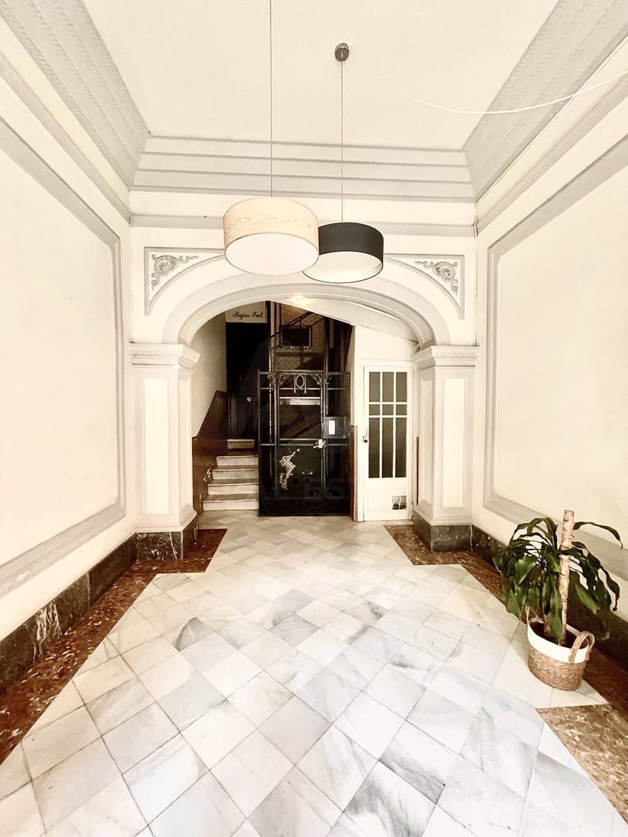 1 soveværelse Lejlighed til salg i Barcelona by - € 279.000 (Ref: 9988037)