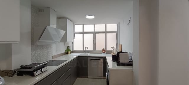 4 soverom Leilighet til salgs i Sector V, Elche / Elx - € 208 000 (Ref: 9988039)