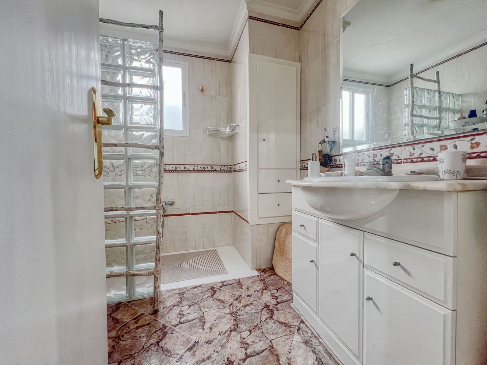 2 Zimmer Apartment zu verkaufen in Valencia Stadt - 159.000 € (Ref: 9988040)