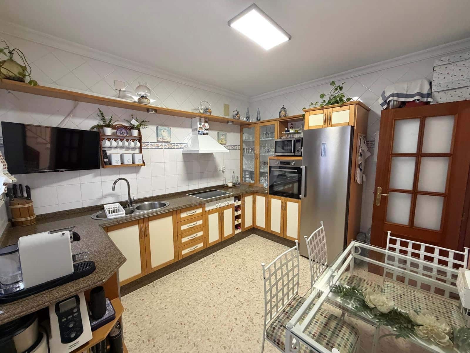 4 slaapkamer Rijtjeshuis te koop in Huelva stad met garage - € 214.990 (Ref: 9988043)