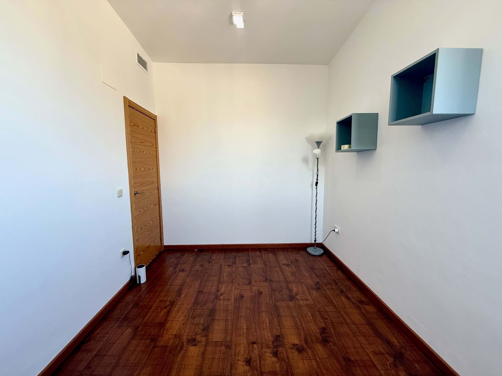 4 sypialnia Dom na sprzedaż w Miasto Guadalajara z basenem garażem - 420 000 € (Ref: 9988045)